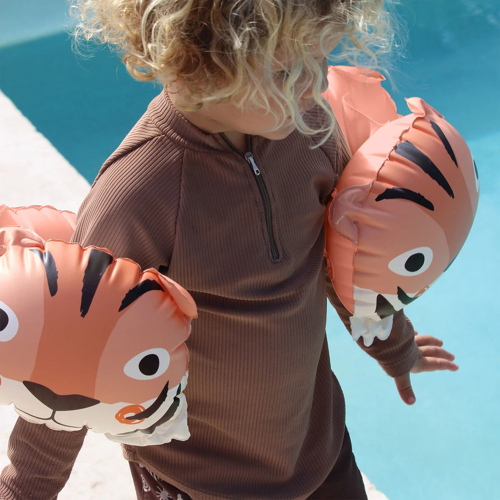 Sunnylife Inflatable Arm - Tino the Tiger Clay