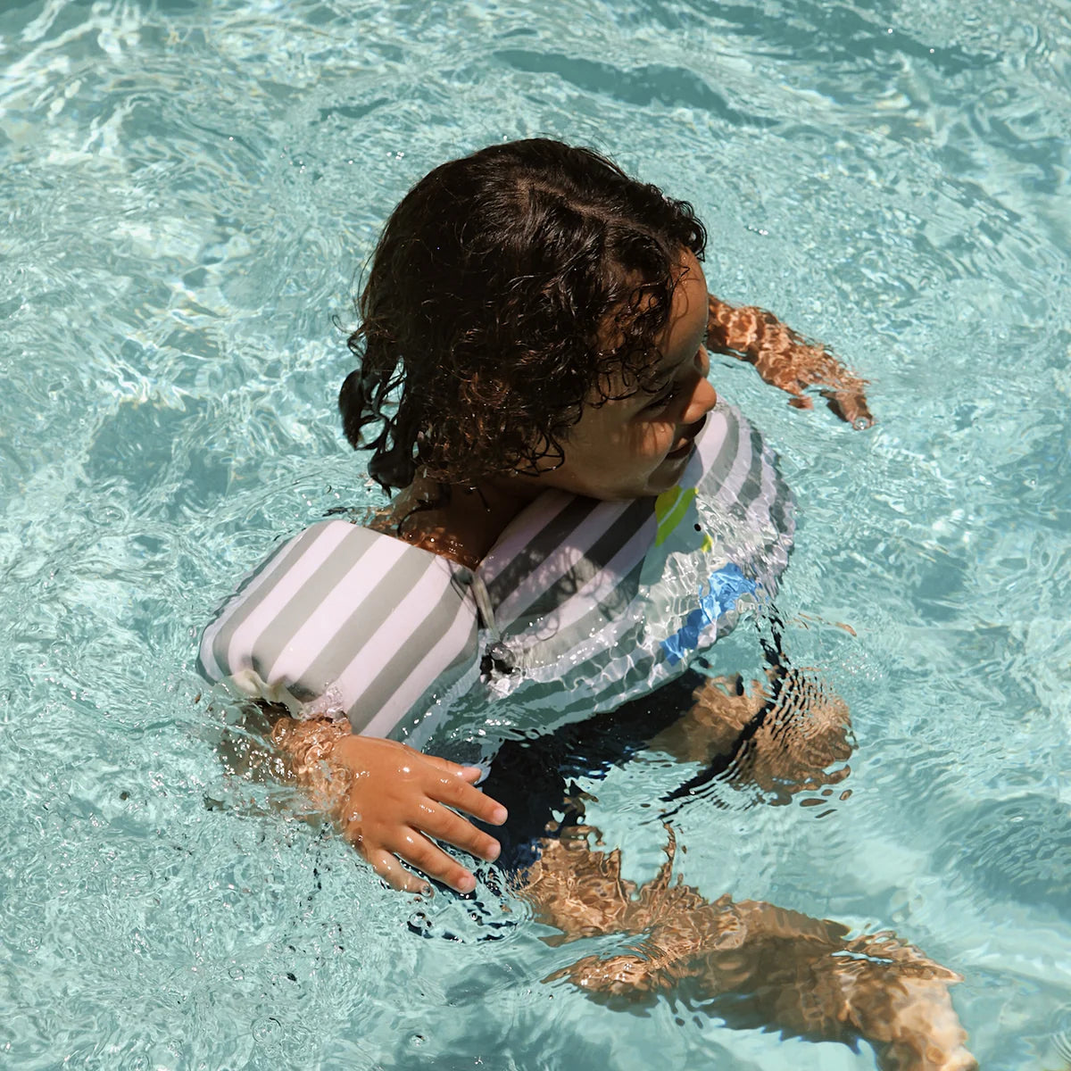 Sunnylife Floatie Jacket 3-6 Eli the Elephant Green Strip
